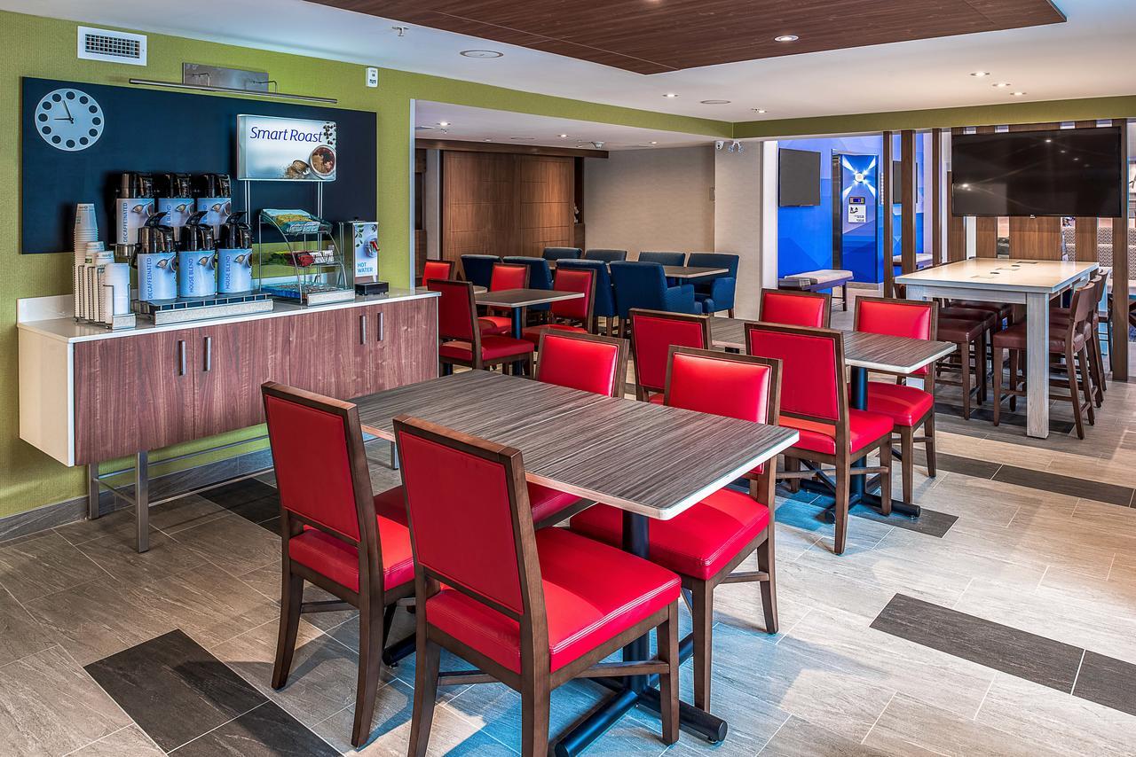 Holiday Inn Express & Suites Halifax - Bedford By Ihg Ngoại thất bức ảnh