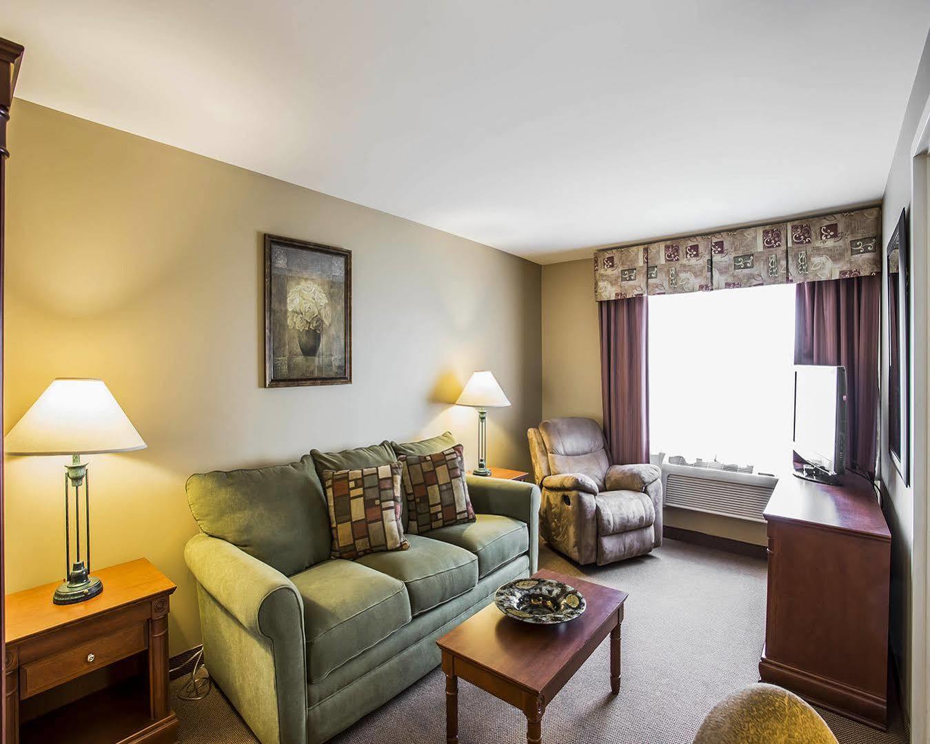 Holiday Inn Express & Suites Halifax - Bedford By Ihg Ngoại thất bức ảnh
