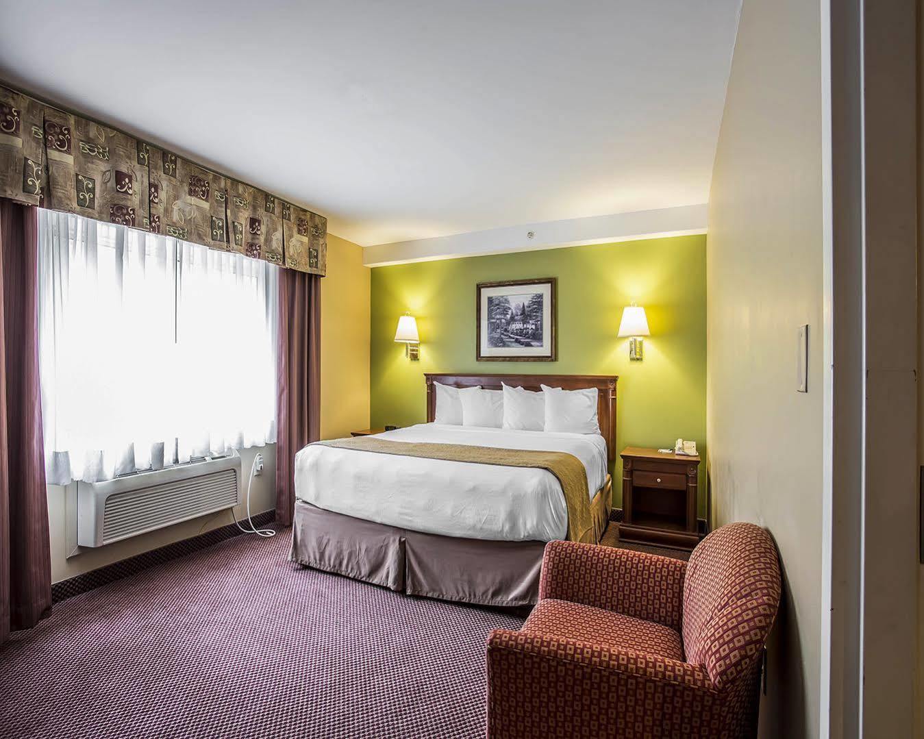 Holiday Inn Express & Suites Halifax - Bedford By Ihg Ngoại thất bức ảnh