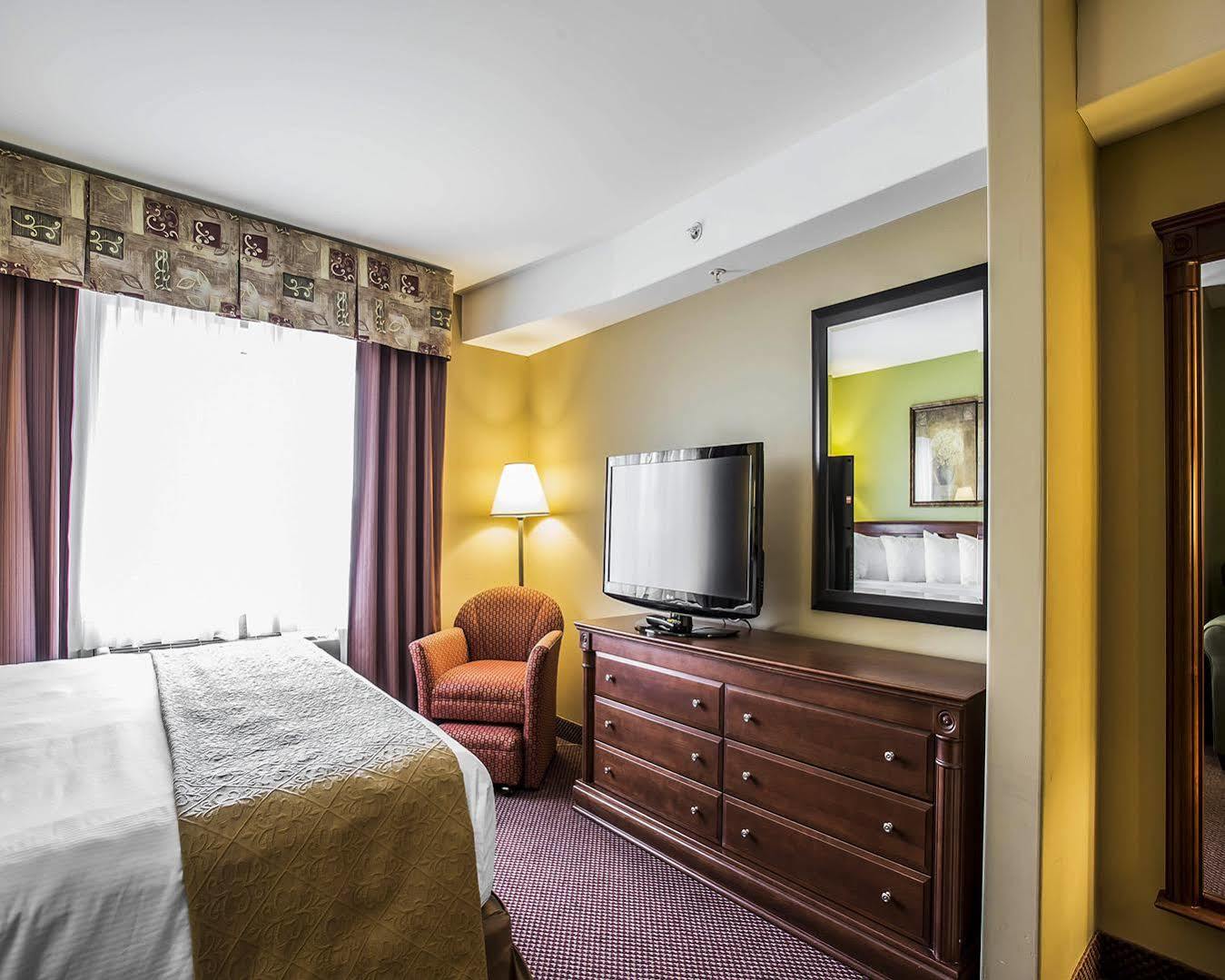 Holiday Inn Express & Suites Halifax - Bedford By Ihg Ngoại thất bức ảnh