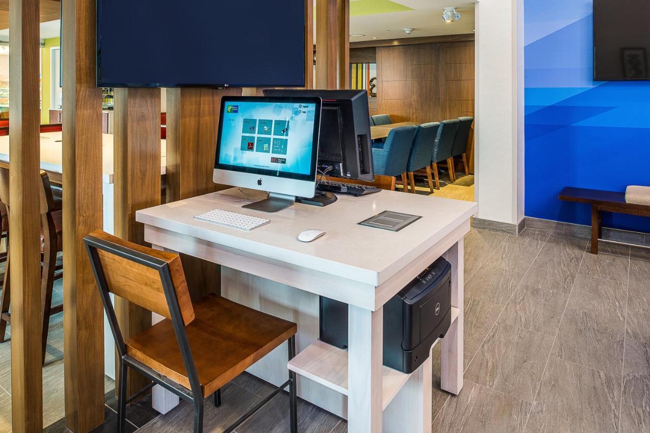Holiday Inn Express & Suites Halifax - Bedford By Ihg Ngoại thất bức ảnh